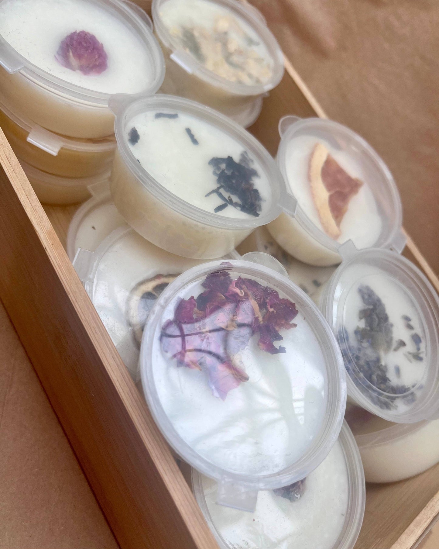 Kourage & co | Botanical Shot Pot Melts | Lychee Peony