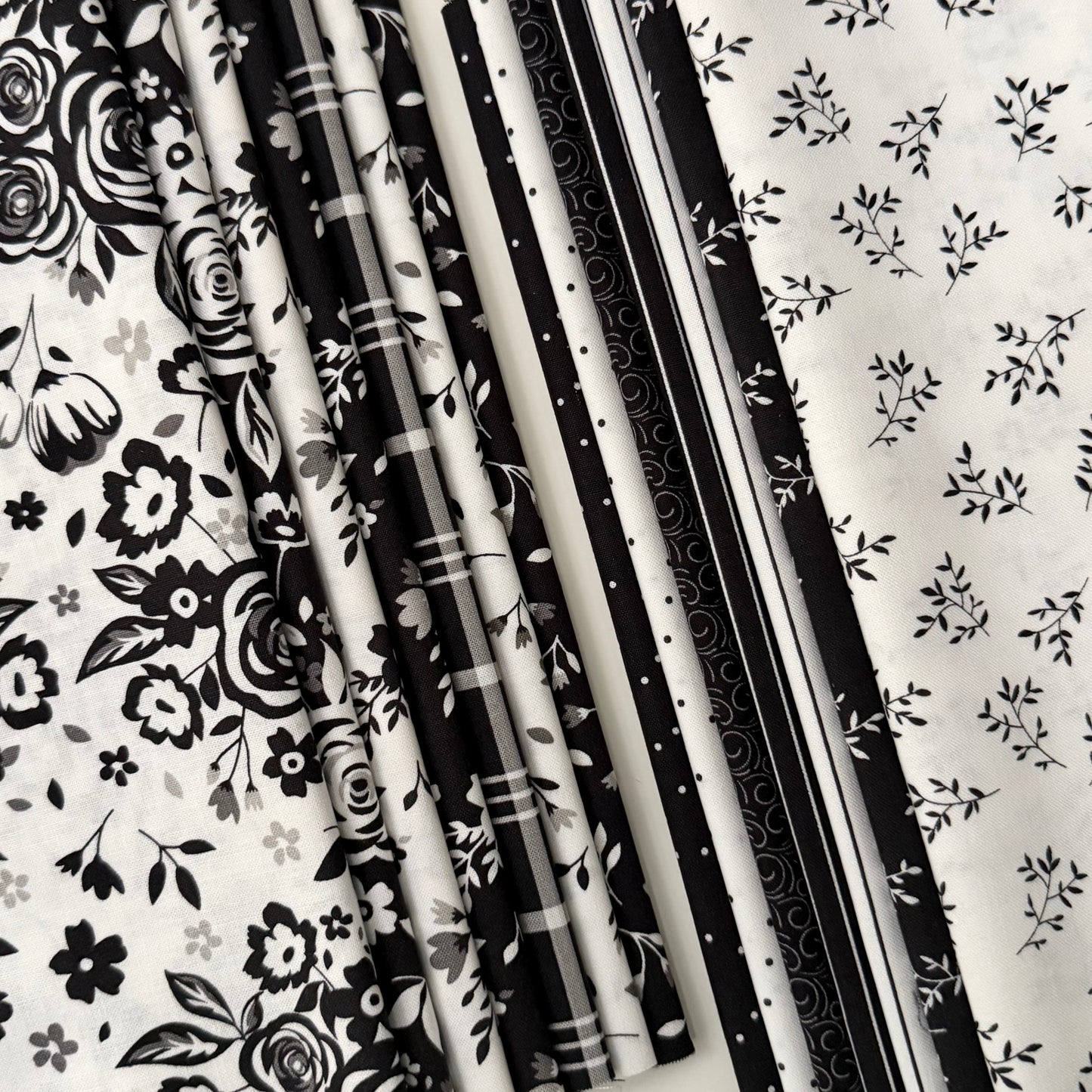 Black Tie 1/2m Bundle 14pc