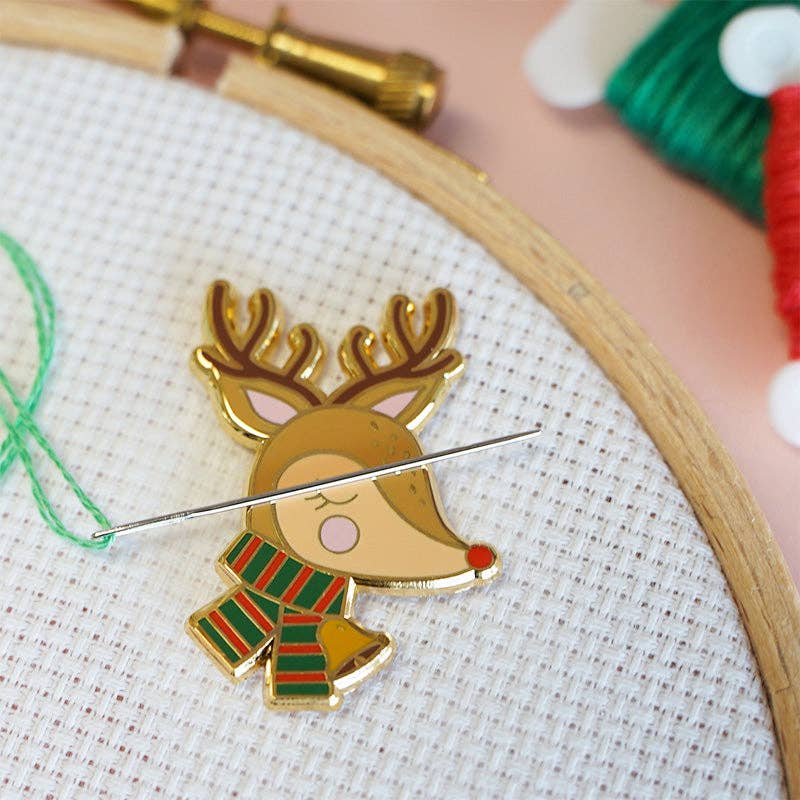 Magnetic Needle Minder | Reindeer