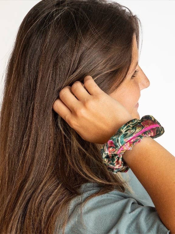 Hideaway Scrunchie | Green Floral