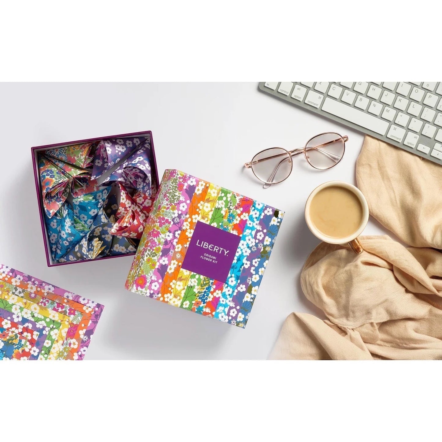 Patchwork with Busyfingers Liberty Classic Floral Origami Flower Kit with colourful floral patterned paper and completed origami flowers in a box.