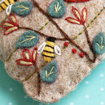 Beehive Felt Craft Kit *PREORDER*