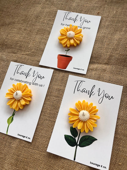 Kourage & co | Daisy Candle Thank you Card | Yellow Daisy - Japanese Honeysuckle
