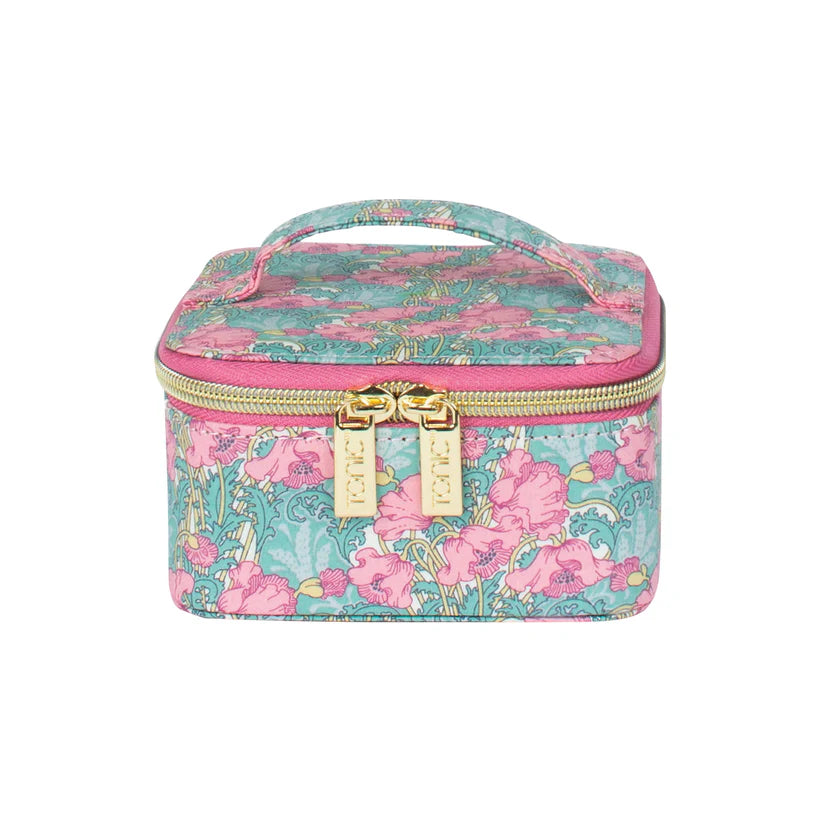 The Relax & Renew Sampler Set