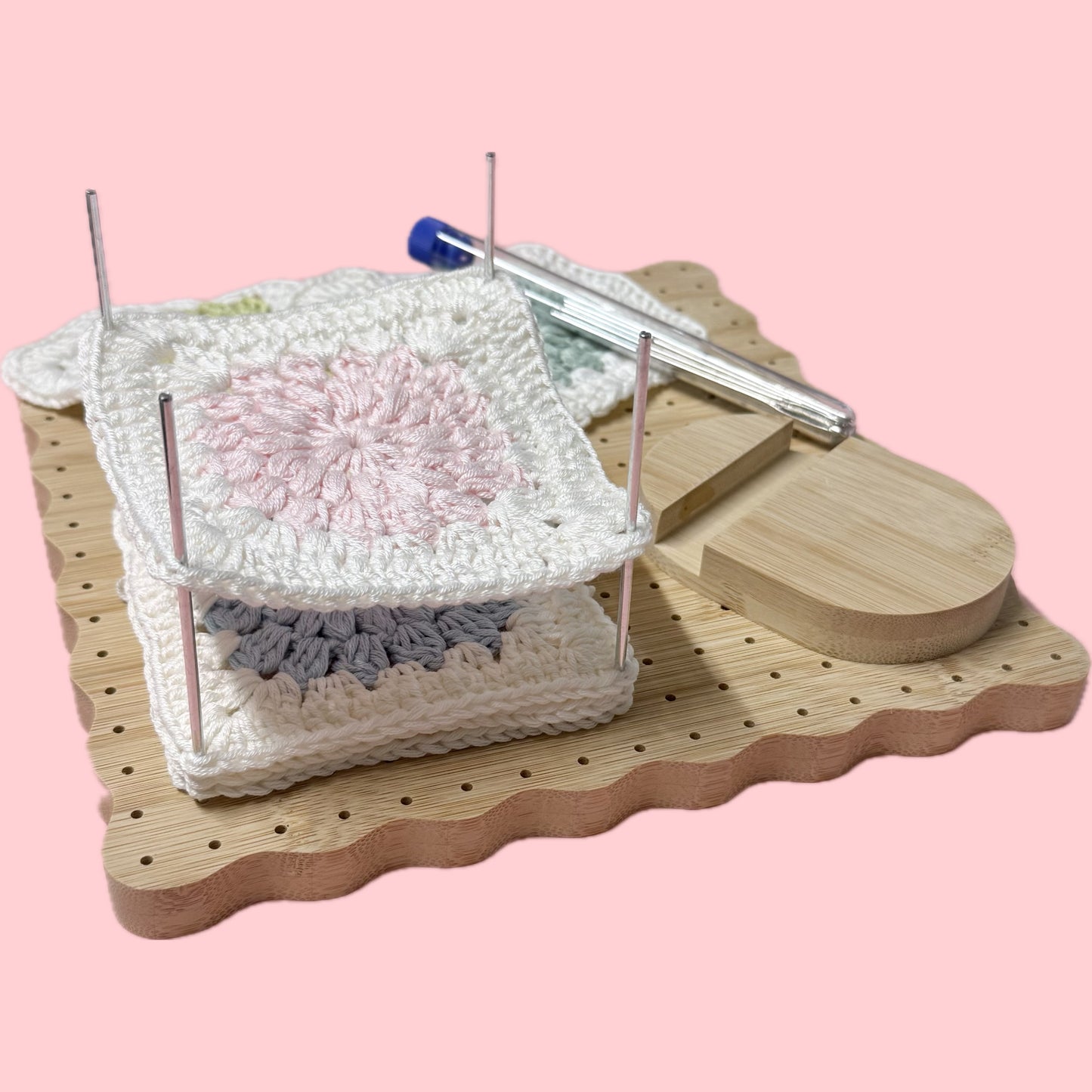 8" Wooden Blocking Board with Rods & Needles