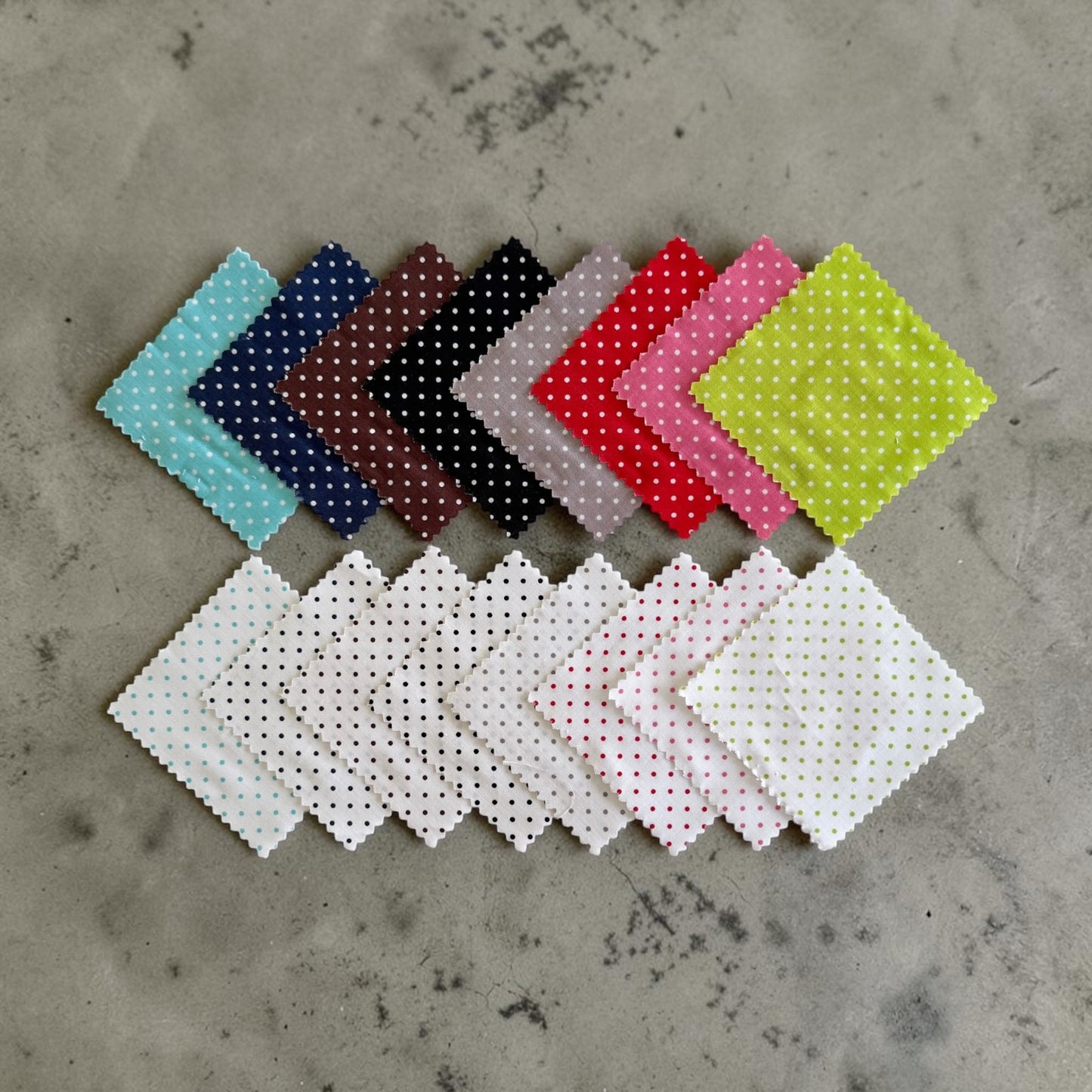 Swiss Dot 3.5" Stacker