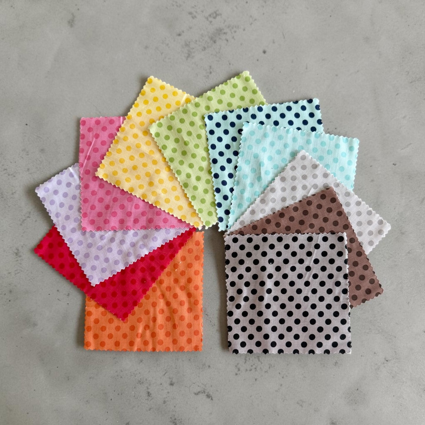 Small Tone on Tone Dots 5" Stacker