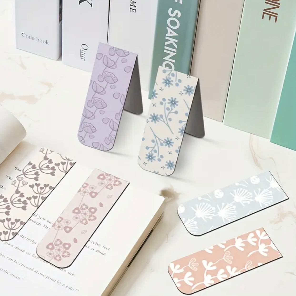 Floral Magnetic Bookmarks Set