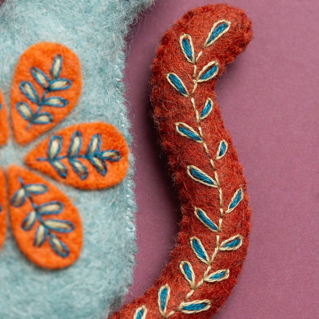 Folk Cat Felt Craft Kit