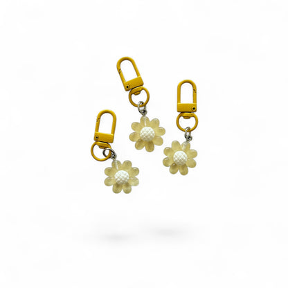 Pocket Daisy Keychain