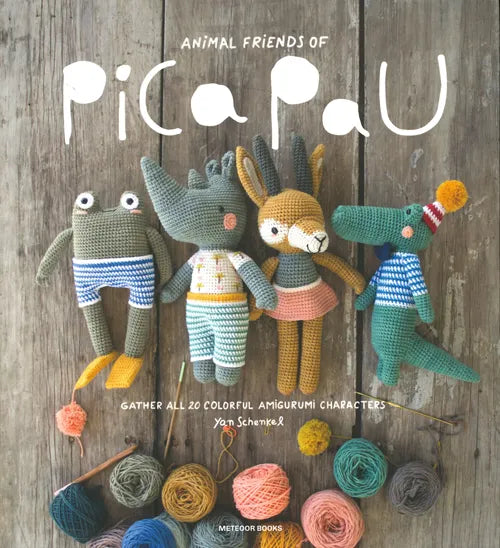 Animal Friends of Pica Pau Book