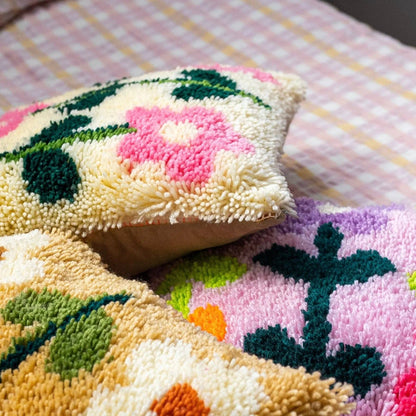 Pick of the Punch | Earthy | Latch Hook Cushion Kit