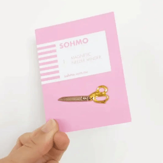 SOHMO | Mini Scissors Needle Minder