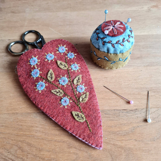 Scissors Pouch and Mini Pin Cushion Felt Craft Kit