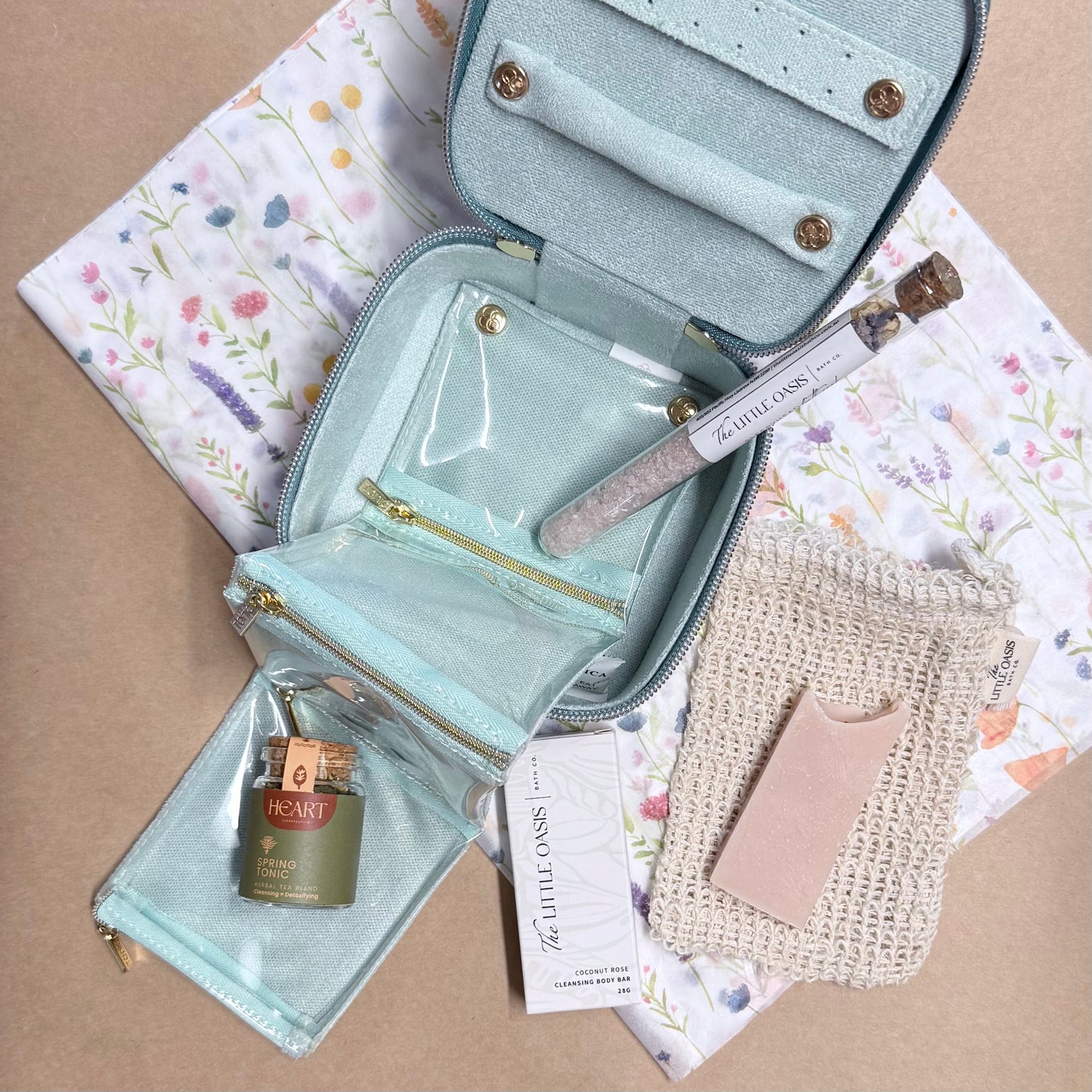 The Relax & Renew Sampler Set