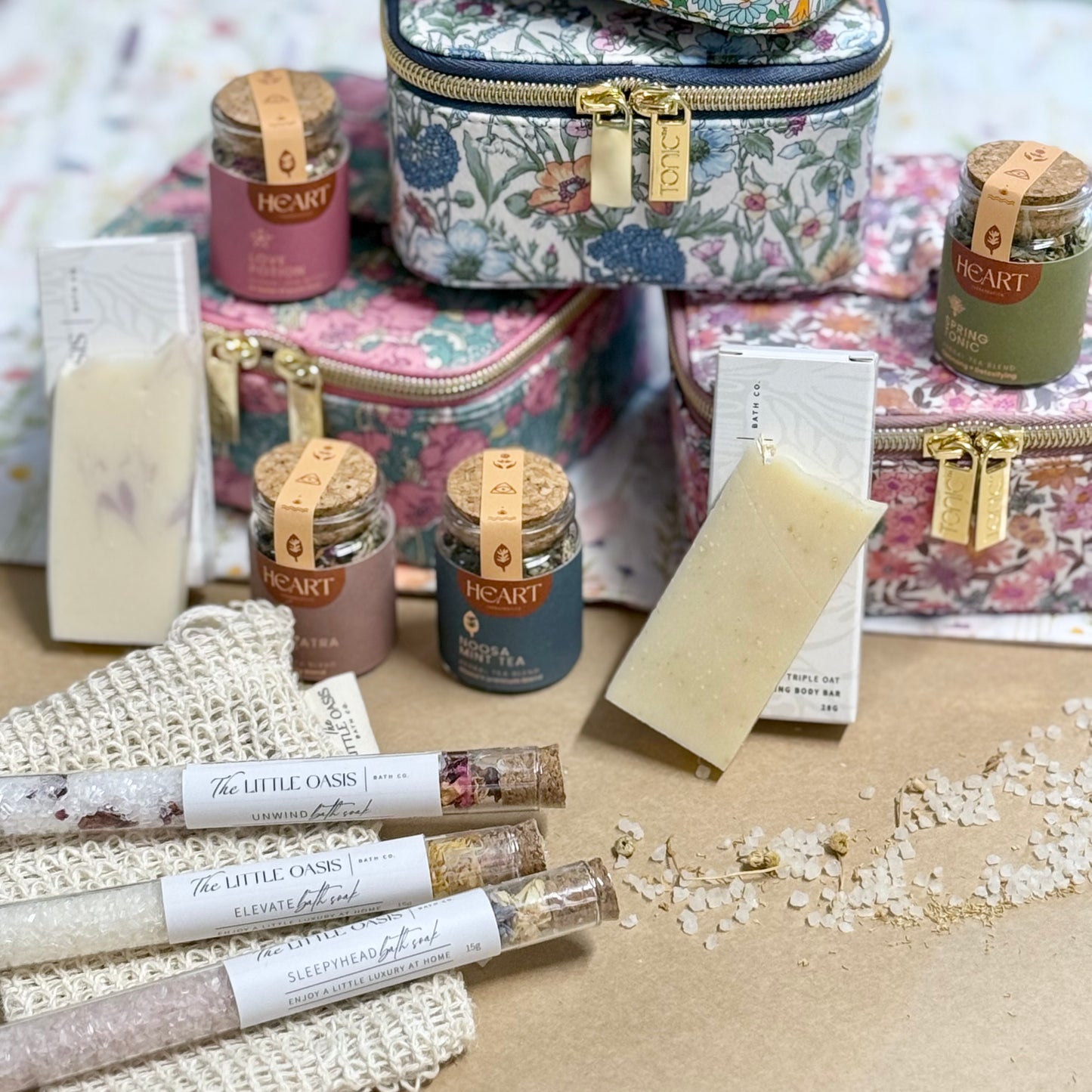 The Relax & Renew Sampler Set