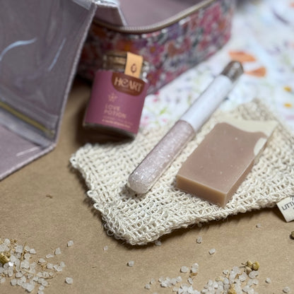 The Relax & Renew Sampler Set