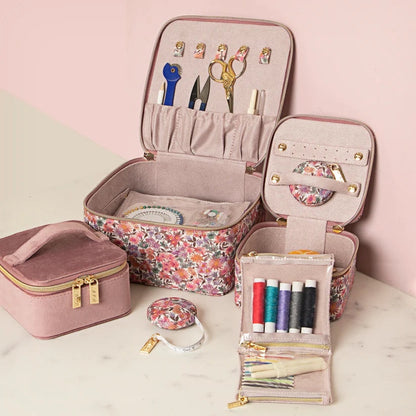 Patchwork with Busyfingers Jewellery Cube in floral Liberty Tana Lawn™ cotton with pink suedette lining. Organises jewellery and sewing supplies.