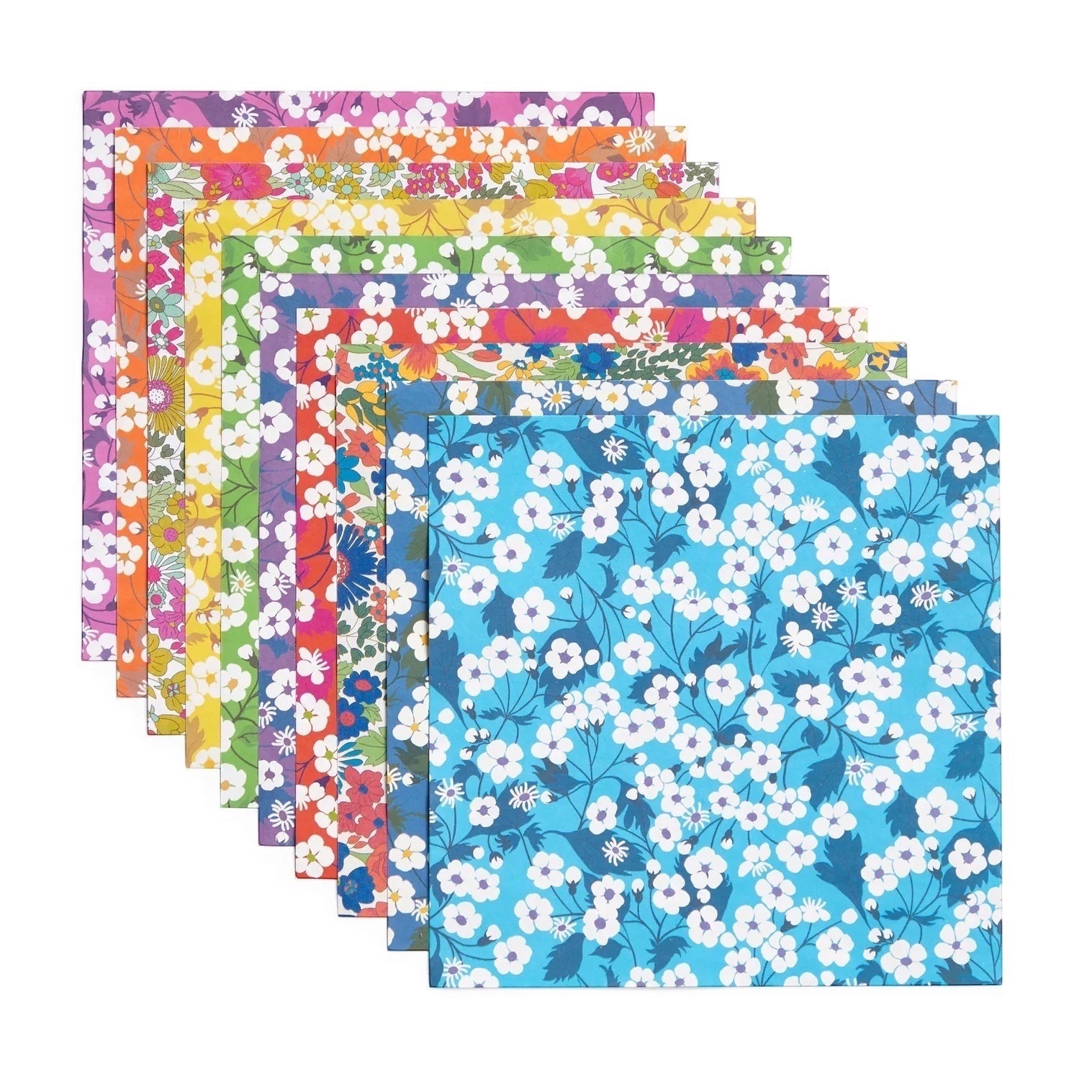 Patchwork with Busyfingers Liberty Classic Floral origami paper kit with 75 sheets of double-sided floral prints in various colourways.