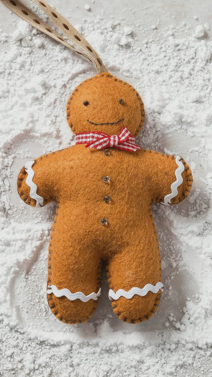 Gingerbread Man Felt Craft Kit
