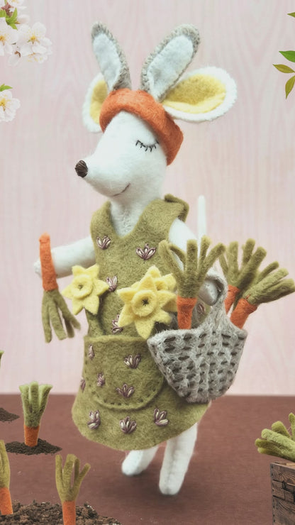 Little Mouse is a Bunny Felt Craft Kit